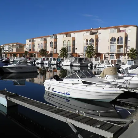 A Sete: Veranda, Parking, Ascenseur, A 300m - Fr-1-338-44 Apartment *